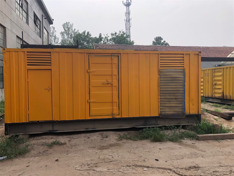 施秉发电机出租进行负载测试时，电瓶电量不足的具体判断标准是什么？