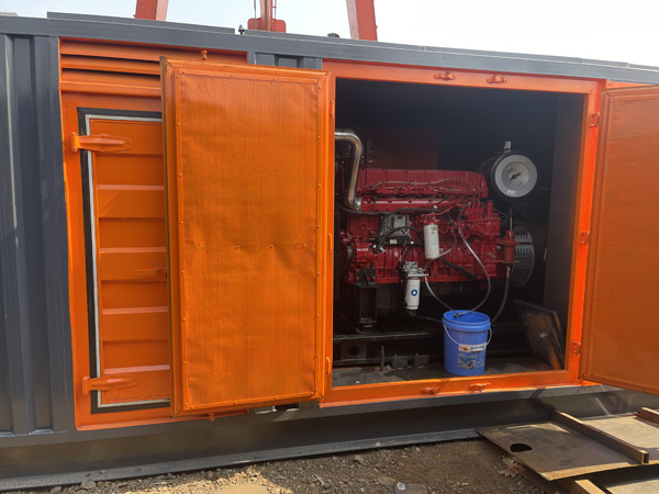 施秉柴油发电机组在高温环境下运行时需要注意哪些问题？